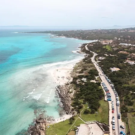 A Pochi Passi A Piedi Dalla Pelosa Hébergement de vacances Stintino