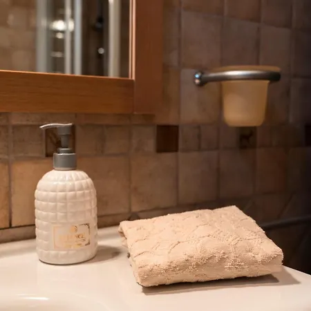 A Pochi Passi A Piedi Dalla Pelosa Stintino